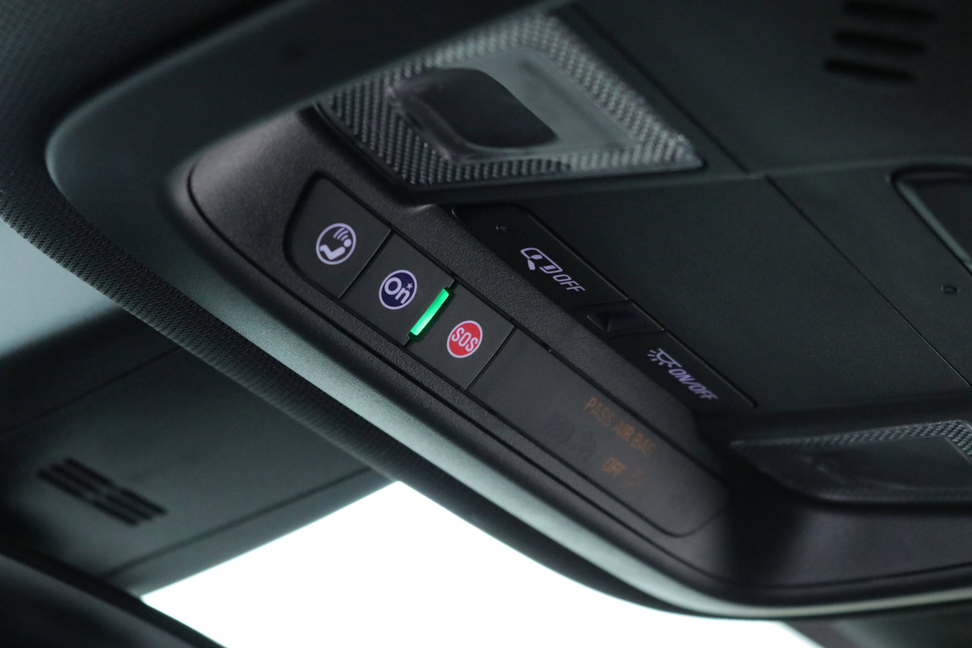 Used 2023 Chevrolet Traverse LT image 20