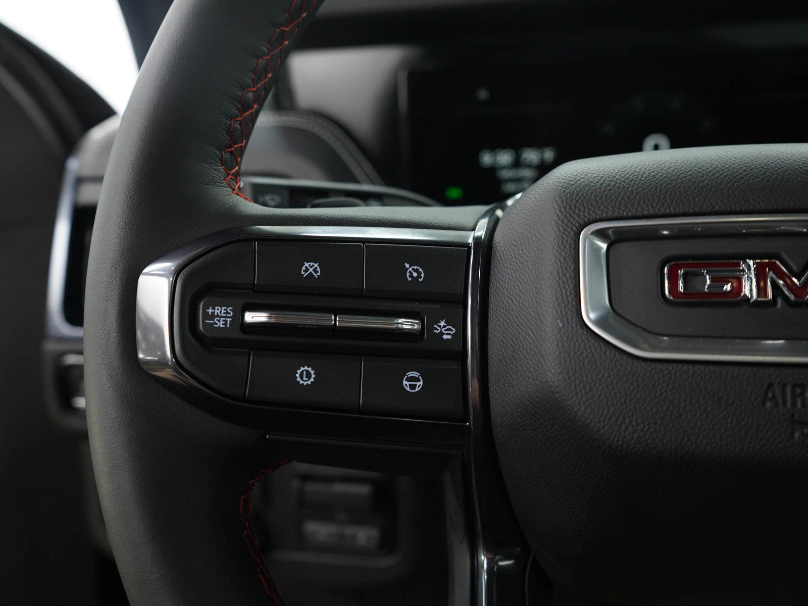 Used 2026 GMC Yukon XL AT4 Ultimate AWD/4WD image 29