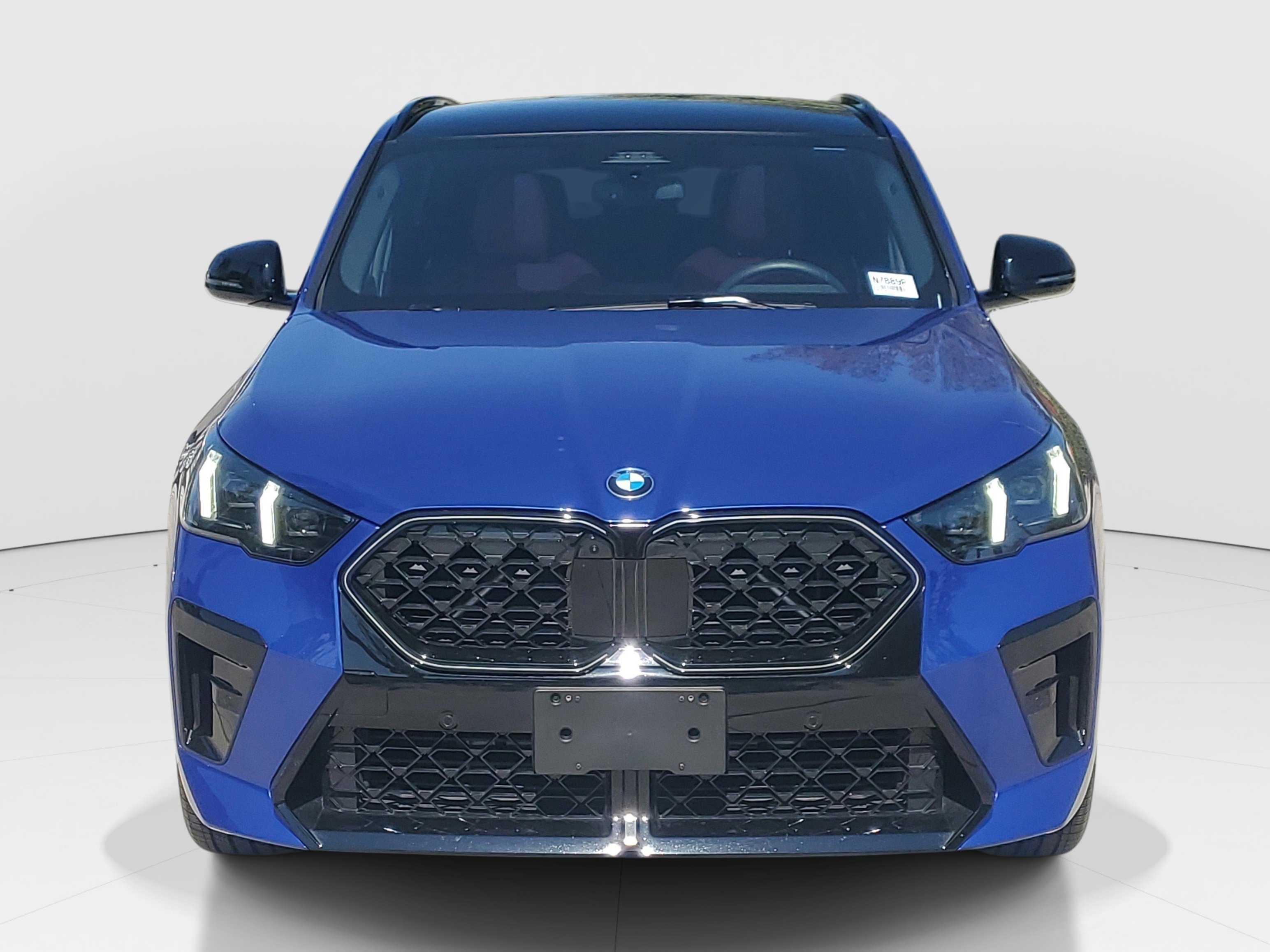 Used 2025 BMW X2 xDrive28i w/ Premium Package image 3