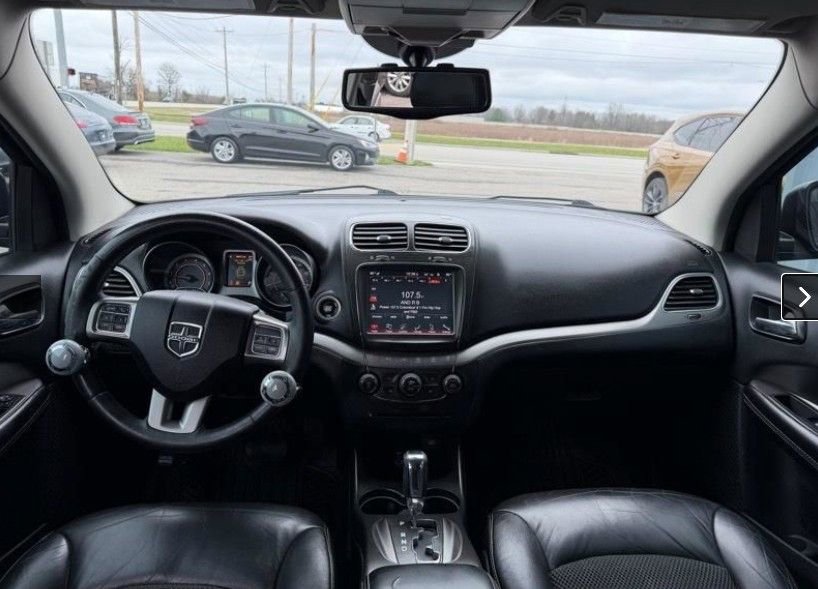 Used 2017 Dodge Journey Crossroad w/ Popular Equipment Group FWD image 5