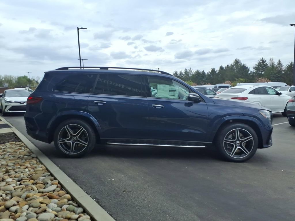 New 2026 Mercedes-Benz GLS 450 4MATIC image 7