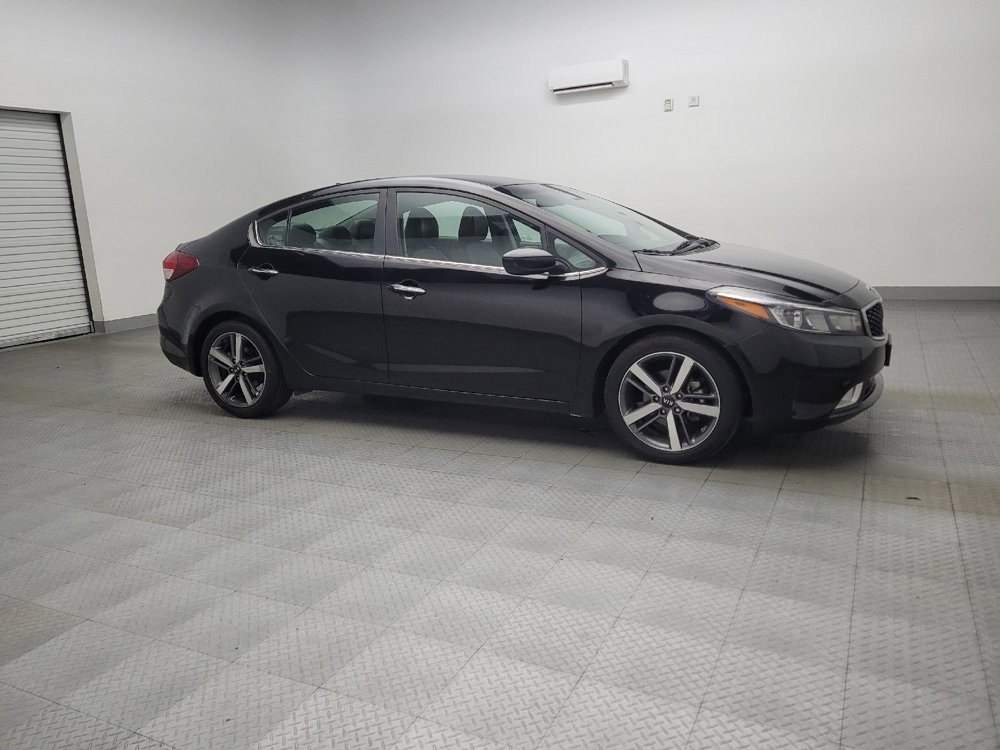 Used 2017 Kia Forte EX image 11