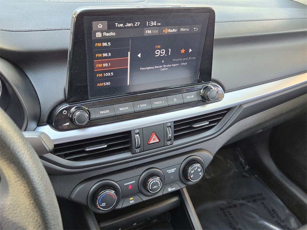 Used 2022 Kia Forte LXS w/ LXS Technology Package image 19