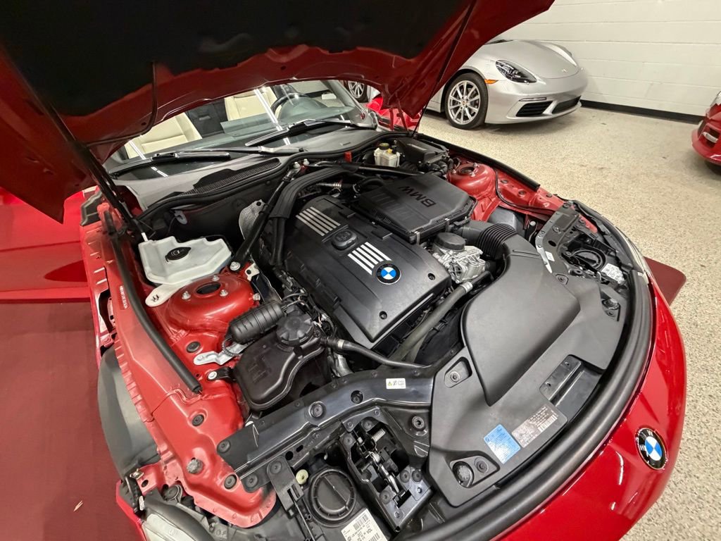 Used 2010 BMW Z4 sDrive35i image 56