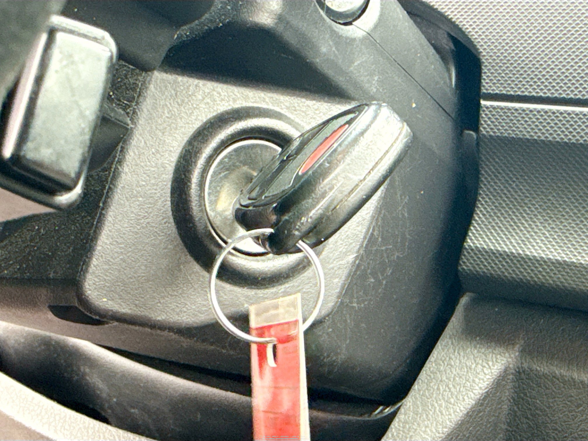 Used 2010 Dodge Nitro Heat image 9