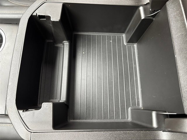 Used 2021 GMC Yukon AT4 w/ AT4 Premium Plus Package image 27