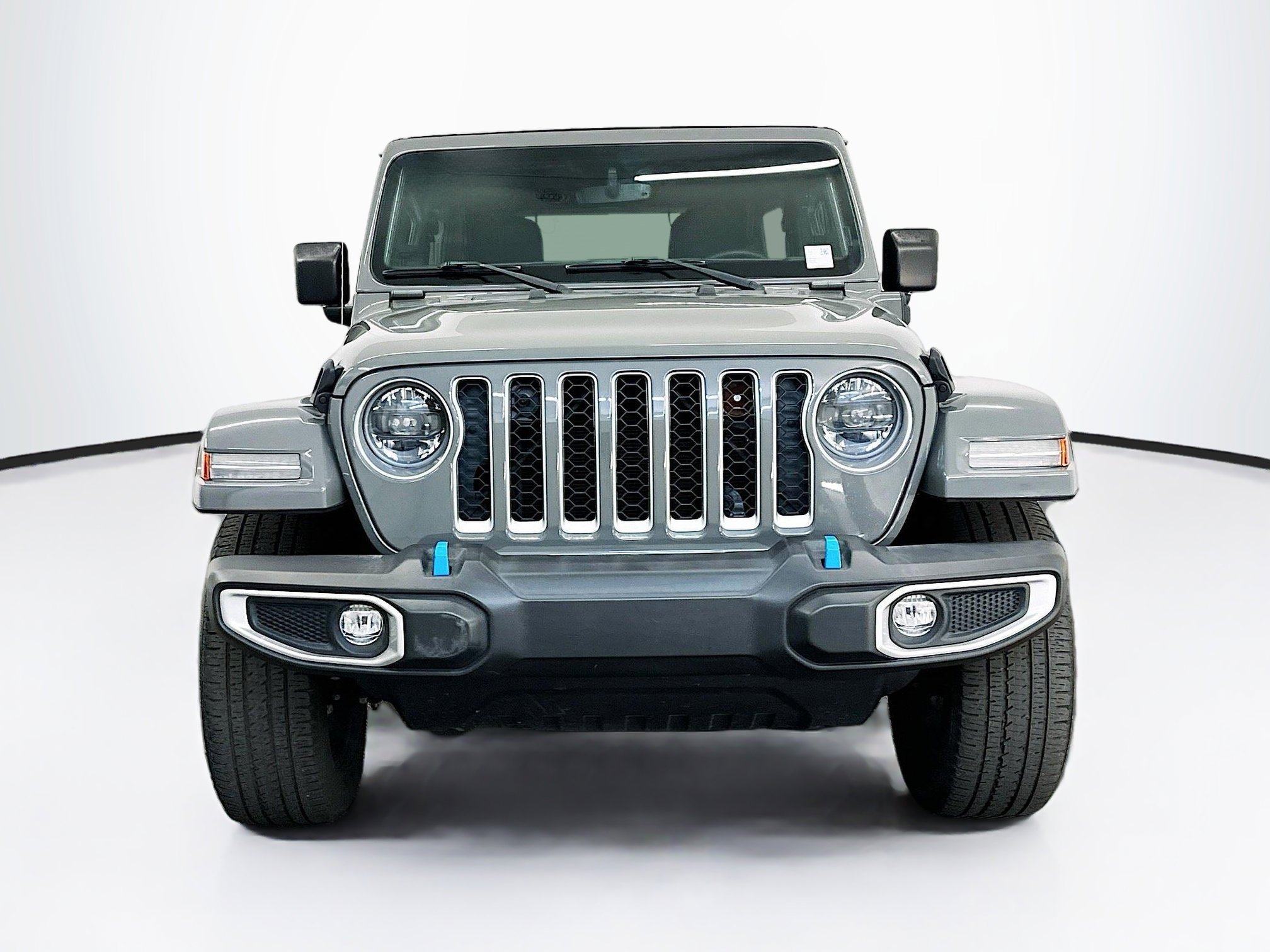 Used 2023 Jeep Wrangler Unlimited Sahara AWD/4WD image 2