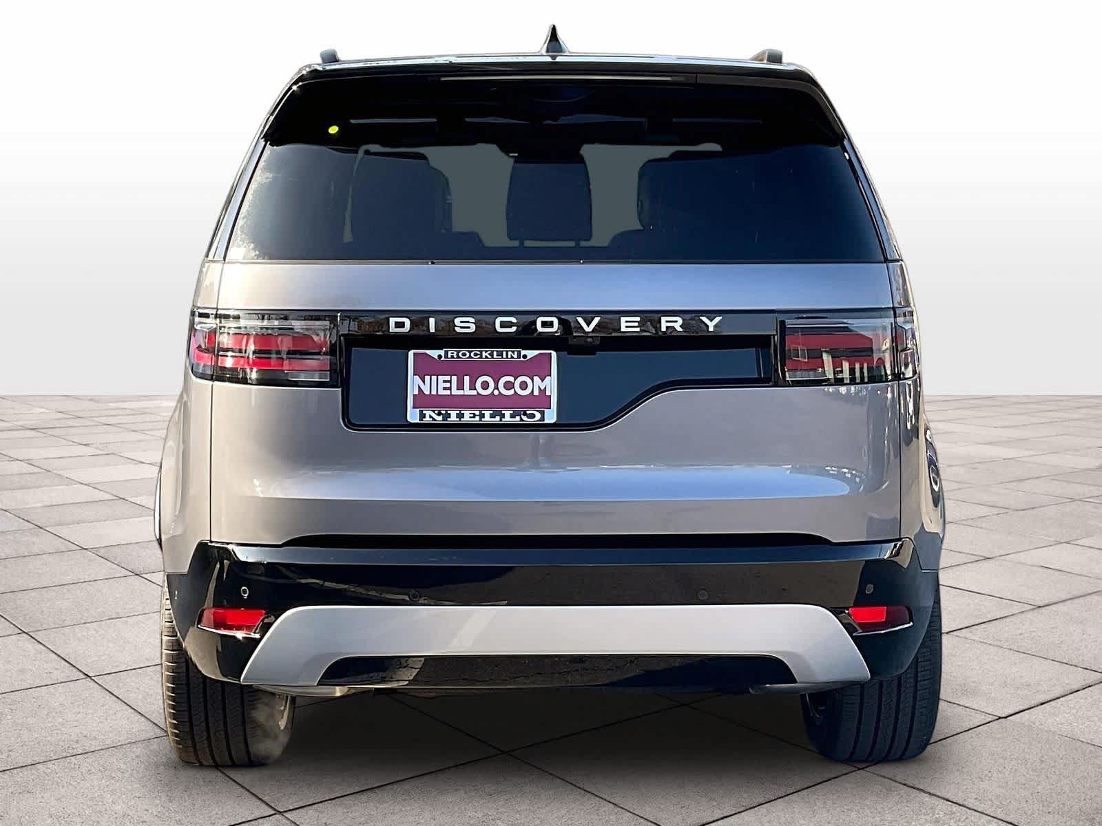 New 2025 Land Rover Discovery Metropolitan Edition AWD/4WD image 6