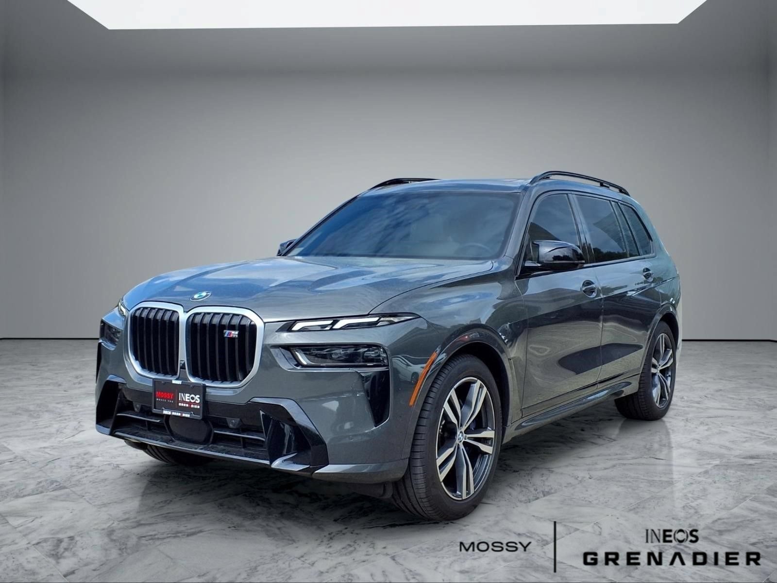 Used 2024 BMW X7 M60i w/ Executive Package AWD/4WD image 4