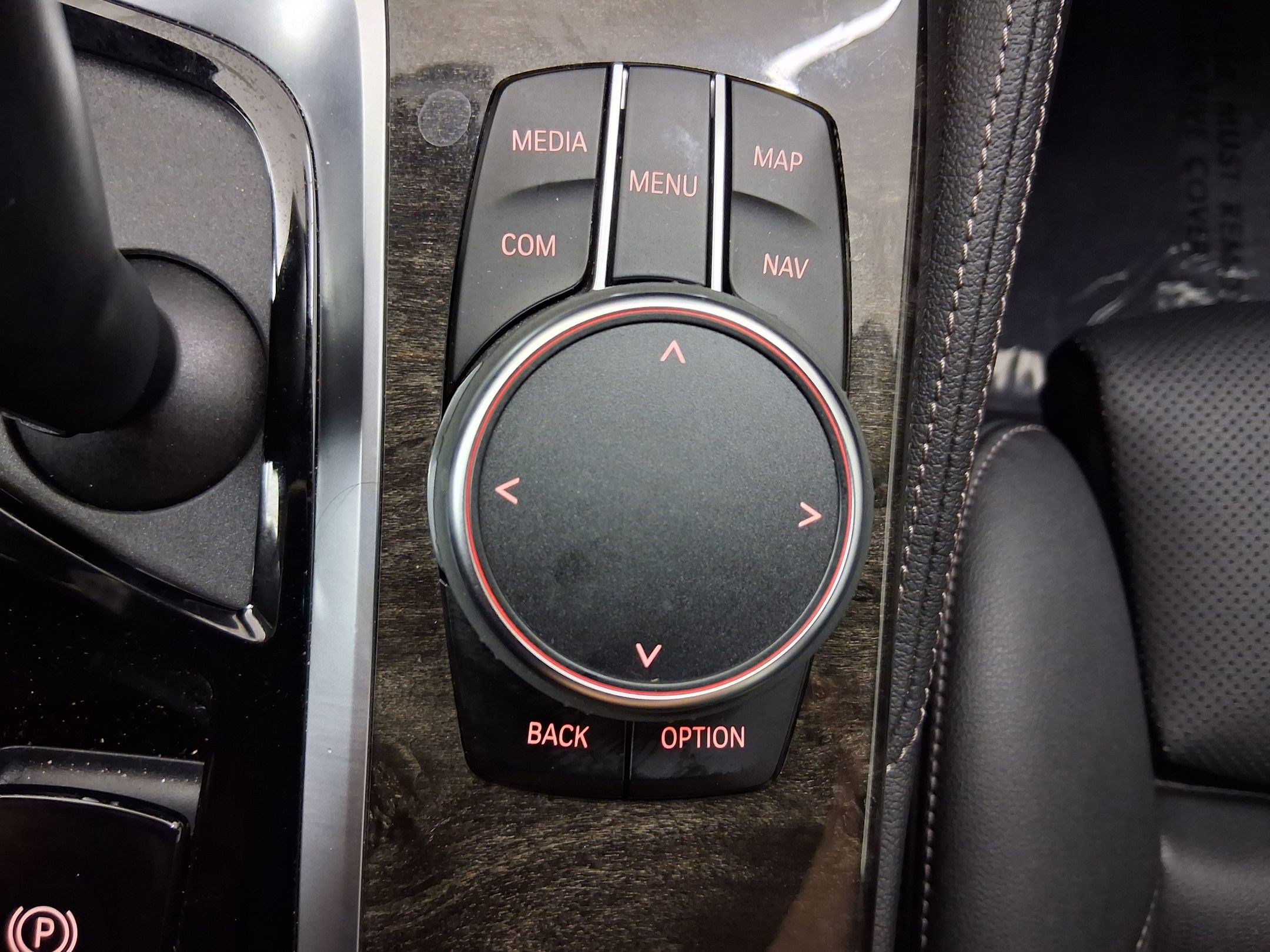 Certified 2023 BMW 530e 530e w/ M Sport Package image 31