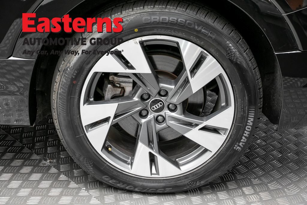 Used 2021 Audi e-tron Premium w/ Convenience Plus Package AWD/4WD image 8