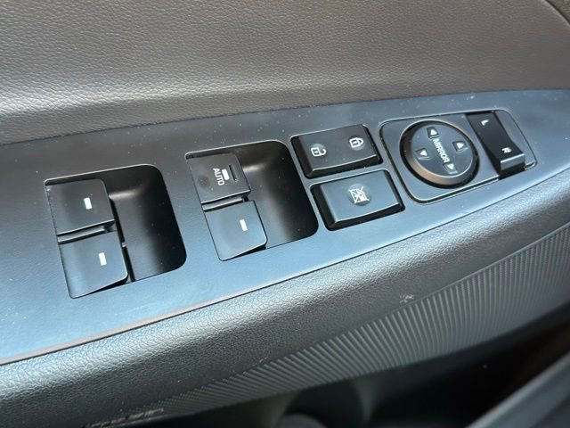 Used 2017 Hyundai Tucson SE Plus AWD/4WD image 16