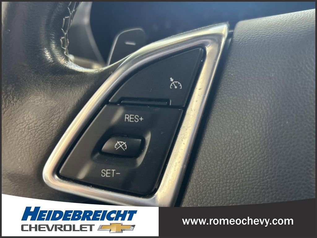 Used 2022 Chevrolet Camaro LT w/ Technology Package RWD image 17