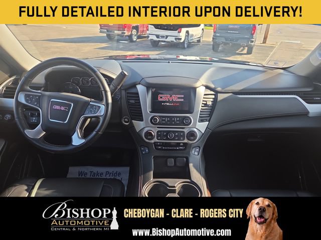 Used 2019 GMC Yukon SLT w/ Graphite Edition AWD/4WD image 3