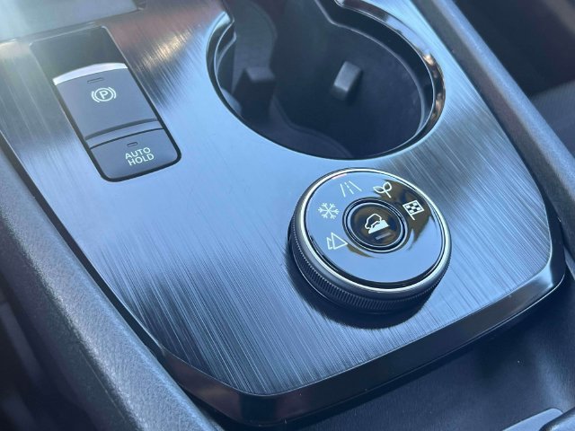 Certified 2026 Nissan Rogue SV AWD/4WD image 29