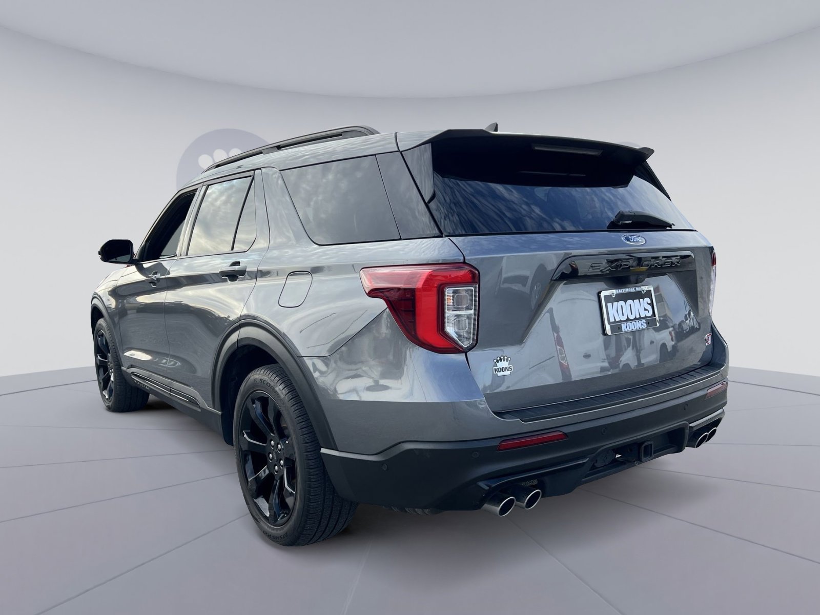 Used 2022 Ford Explorer ST w/ Equipment Group 401A image 4