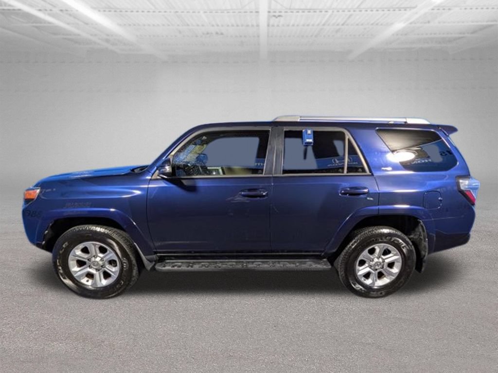 Used 2017 Toyota 4Runner SR5 Premium AWD/4WD image 8