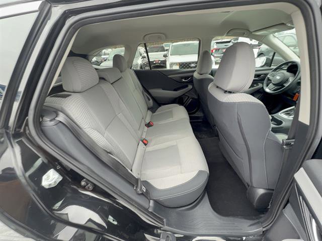 Used 2022 Subaru Outback Premium AWD/4WD image 23