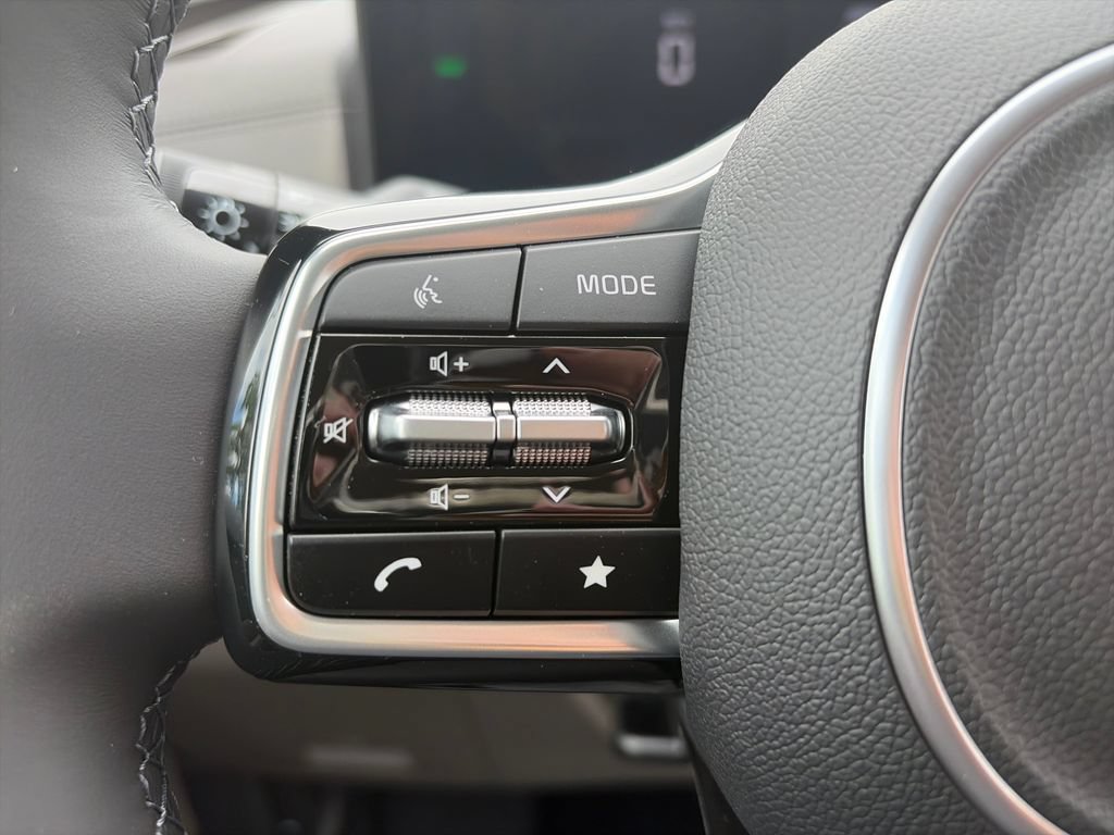 New 2026 Kia Carnival EX FWD image 14