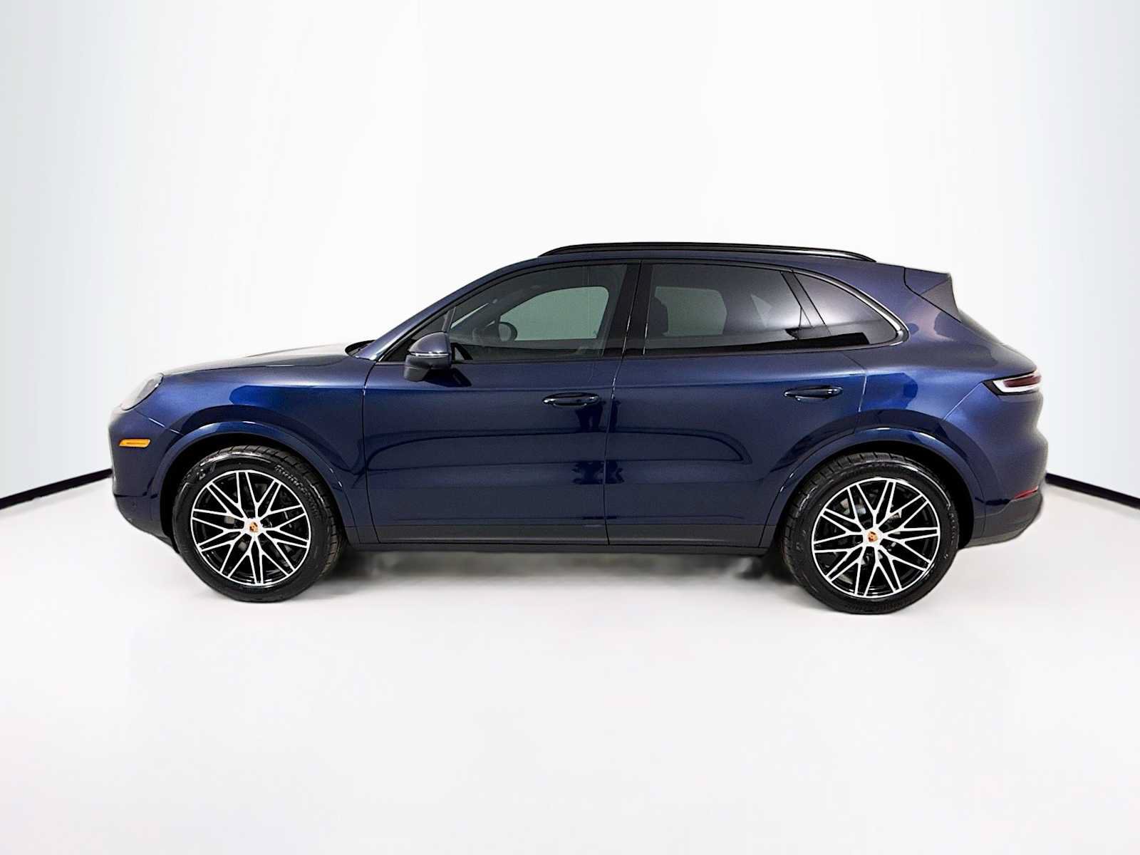 New 2026 Porsche Cayenne AWD/4WD image 2