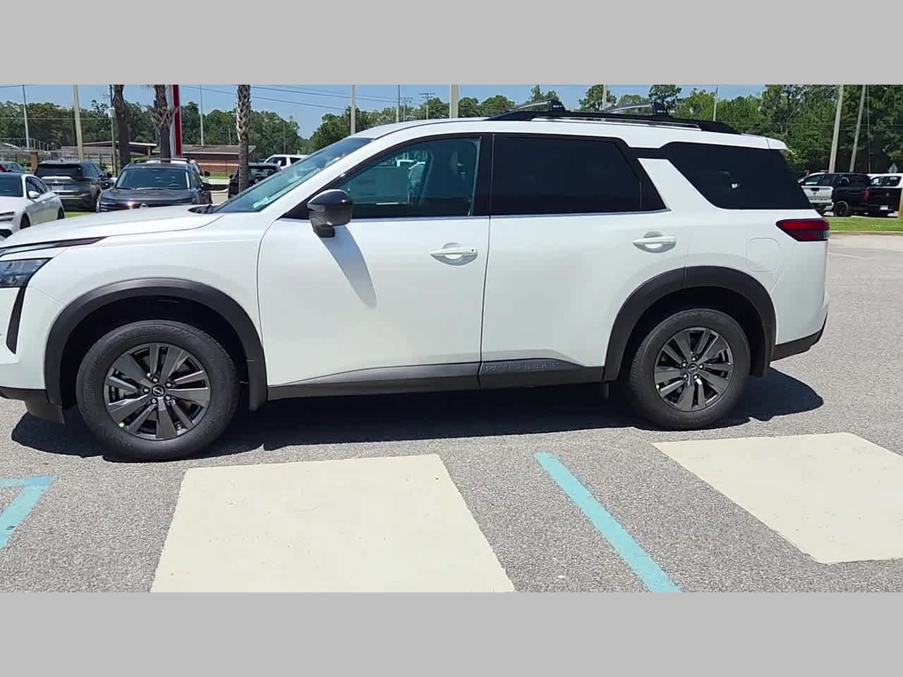 New 2026 Nissan Pathfinder SV FWD image 25