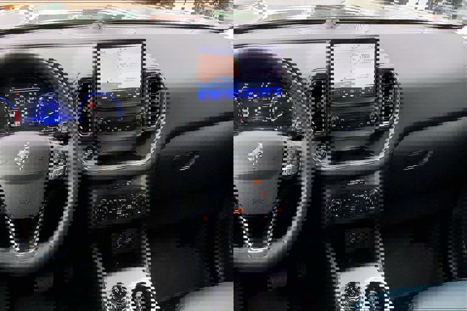 Used 2024 Ford Bronco Sport Outer Banks w/ Tech Package image 7