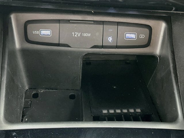 Used 2022 Hyundai Santa Cruz SEL w/ Activity Package FWD image 18