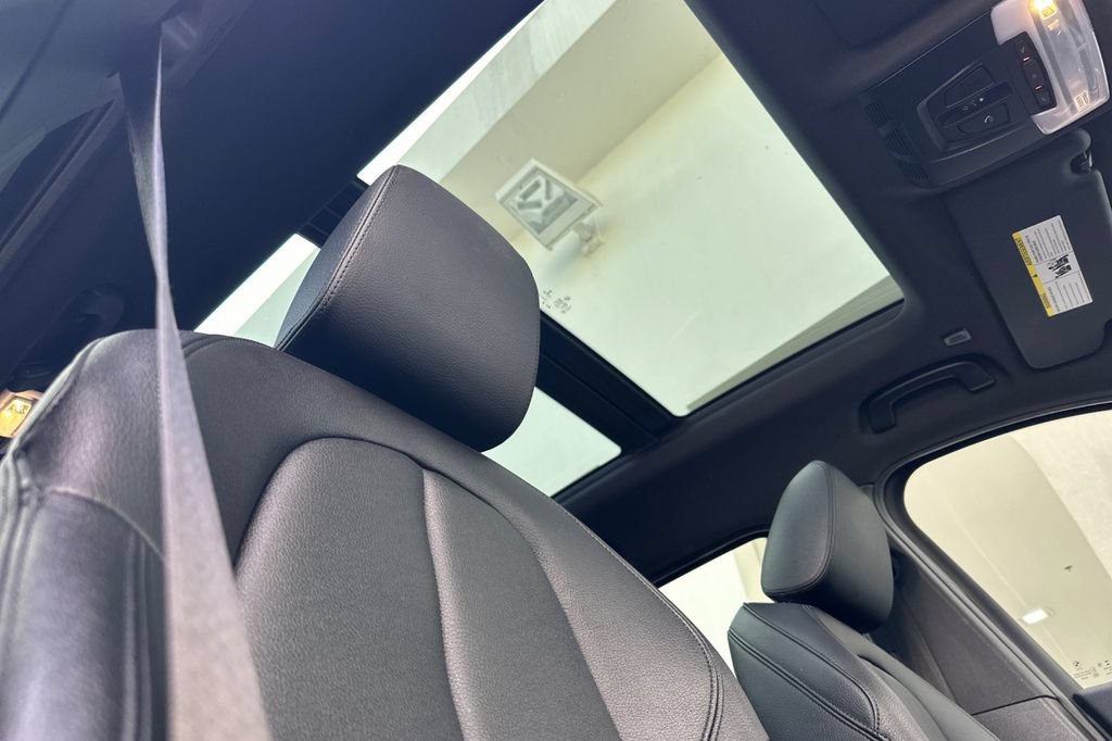 Used 2019 BMW X1 sDrive28i w/ M Sport Package FWD image 18