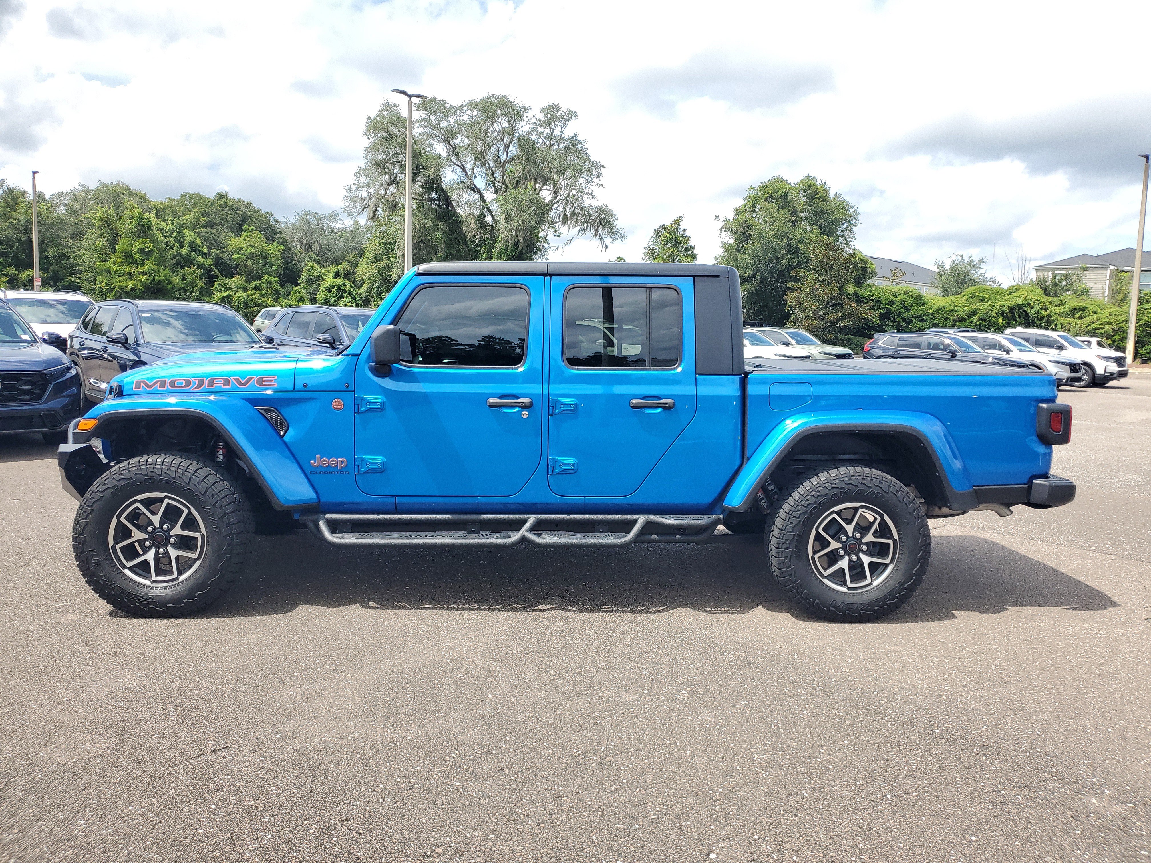 Used 2022 Jeep Gladiator Mojave w/ Trailer Tow Package image 10