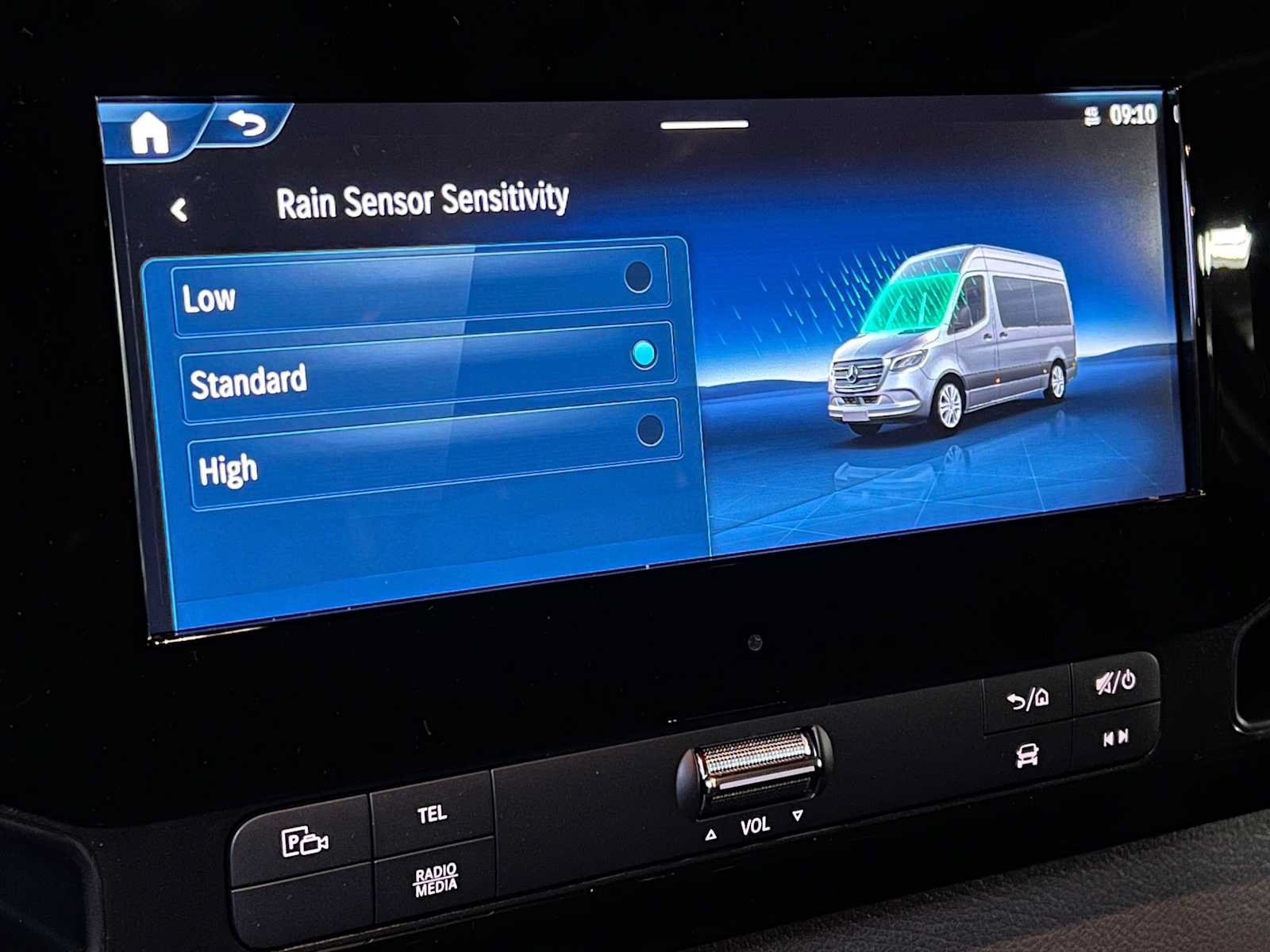 Used 2025 Mercedes-Benz Sprinter 2500 image 37