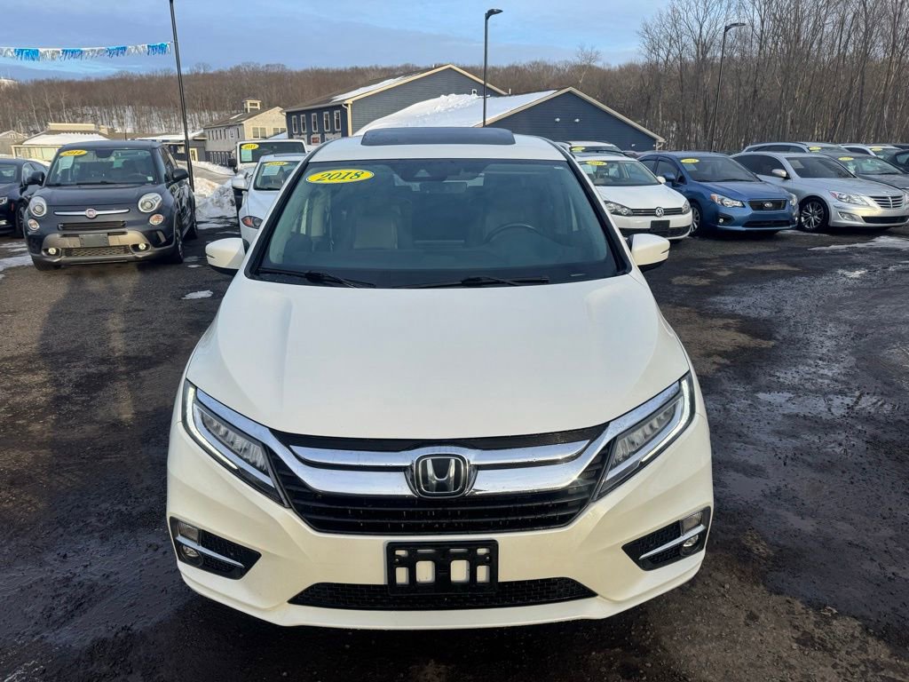 Used 2018 Honda Odyssey Touring image 2