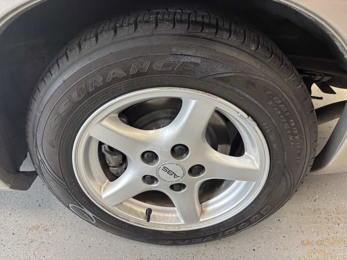 Used 2000 Pontiac Firebird Coupe image 24