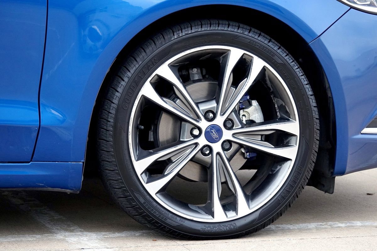 Used 2018 Ford Fusion SE w/ Fusion SE Technology Package image 30