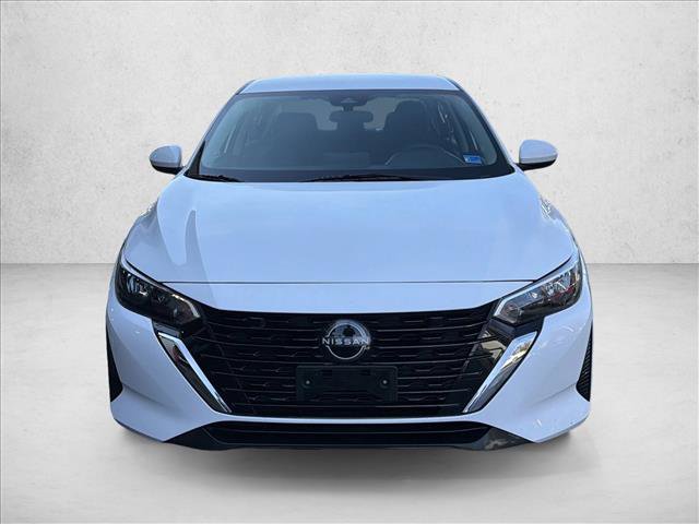 Used 2024 Nissan Sentra SV image 2