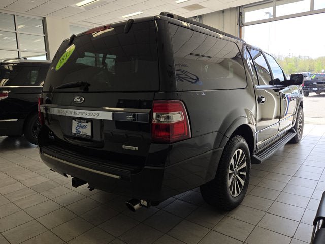 Used 2015 Ford Expedition EL XLT w/ Equipment Group 202A AWD/4WD image 12