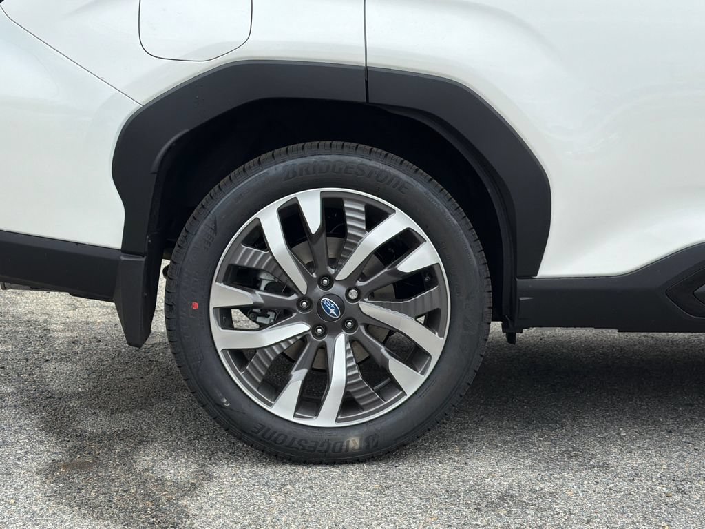 New 2026 Subaru Forester Touring AWD/4WD image 4