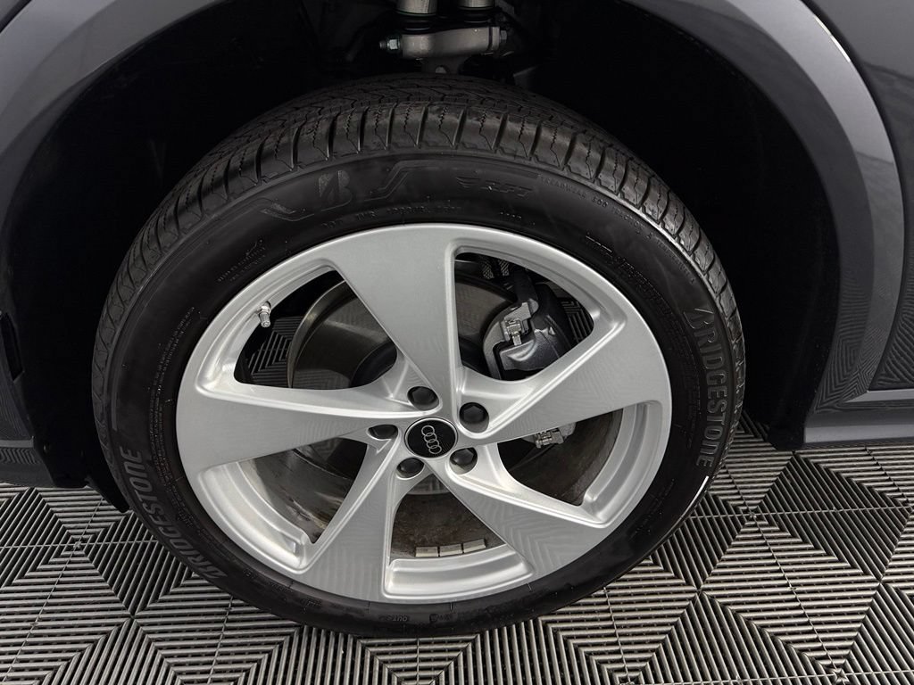 Used 2025 Audi Q5 Premium Plus AWD/4WD image 13