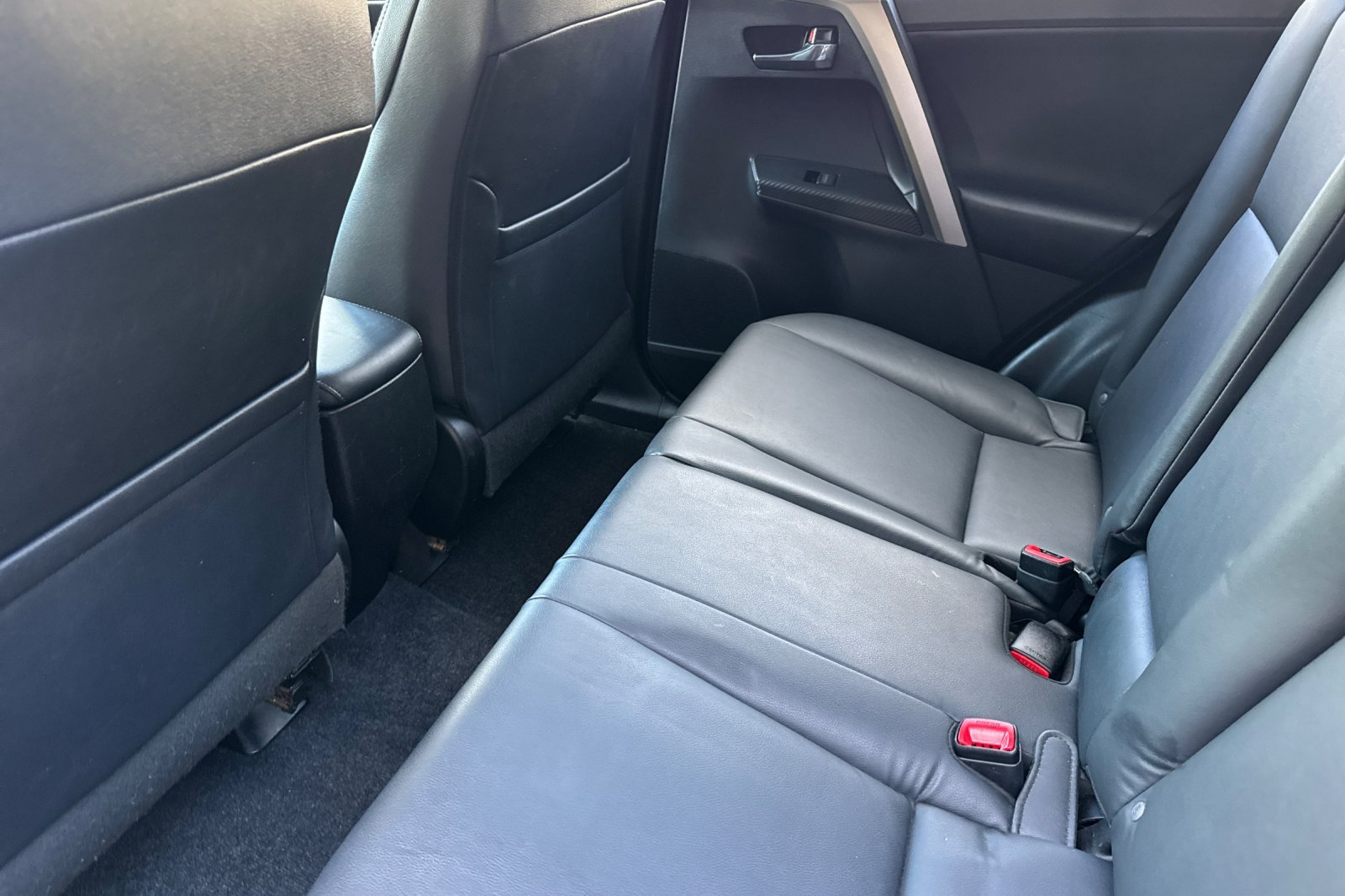 Used 2013 Toyota RAV4 Limited AWD/4WD image 14