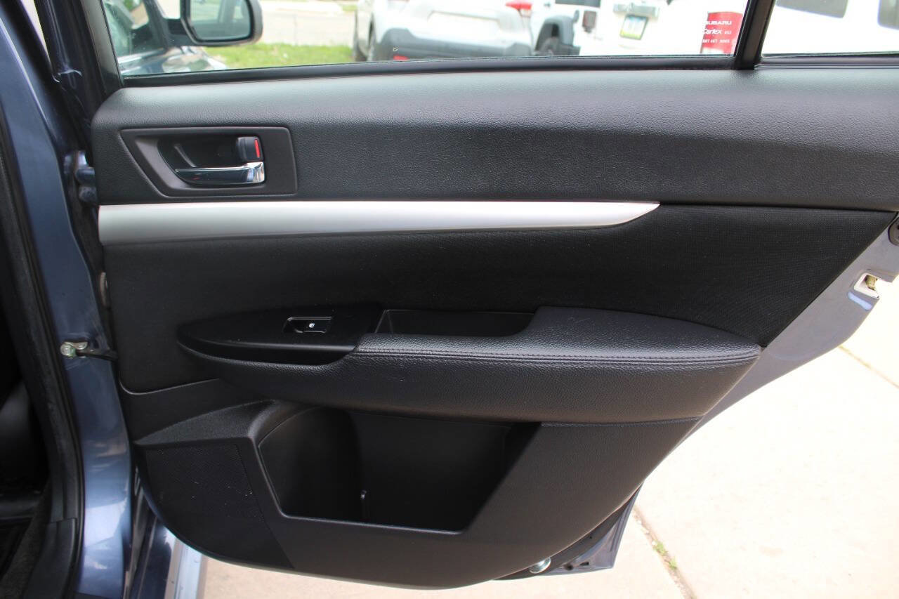 Used 2013 Subaru Legacy 2.5i Premium w/ Popular Pkg 2 AWD/4WD image 5