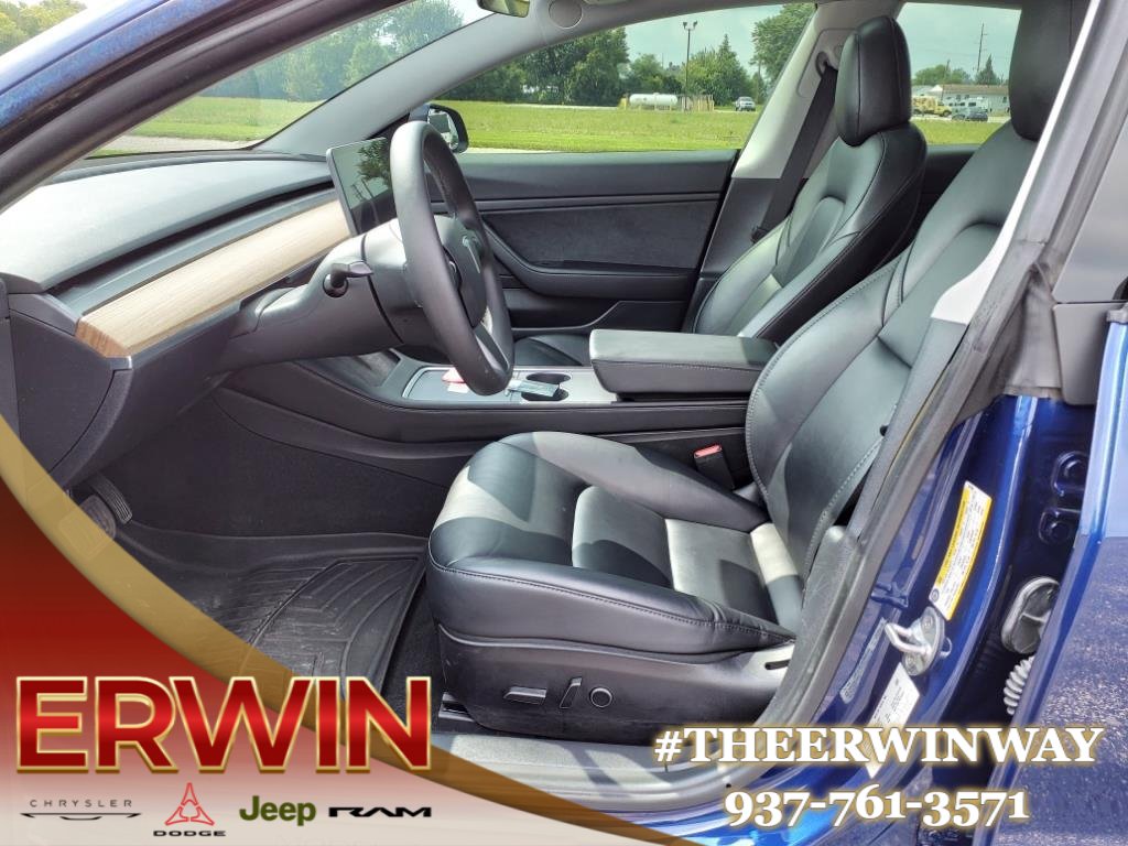 Used 2021 Tesla Model 3 Standard Range Plus image 6