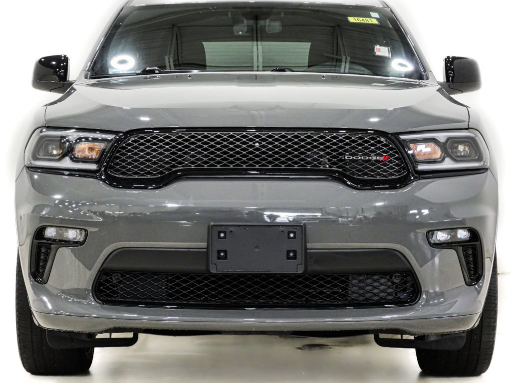 Used 2022 Dodge Durango SXT w/ Blacktop Package image 2