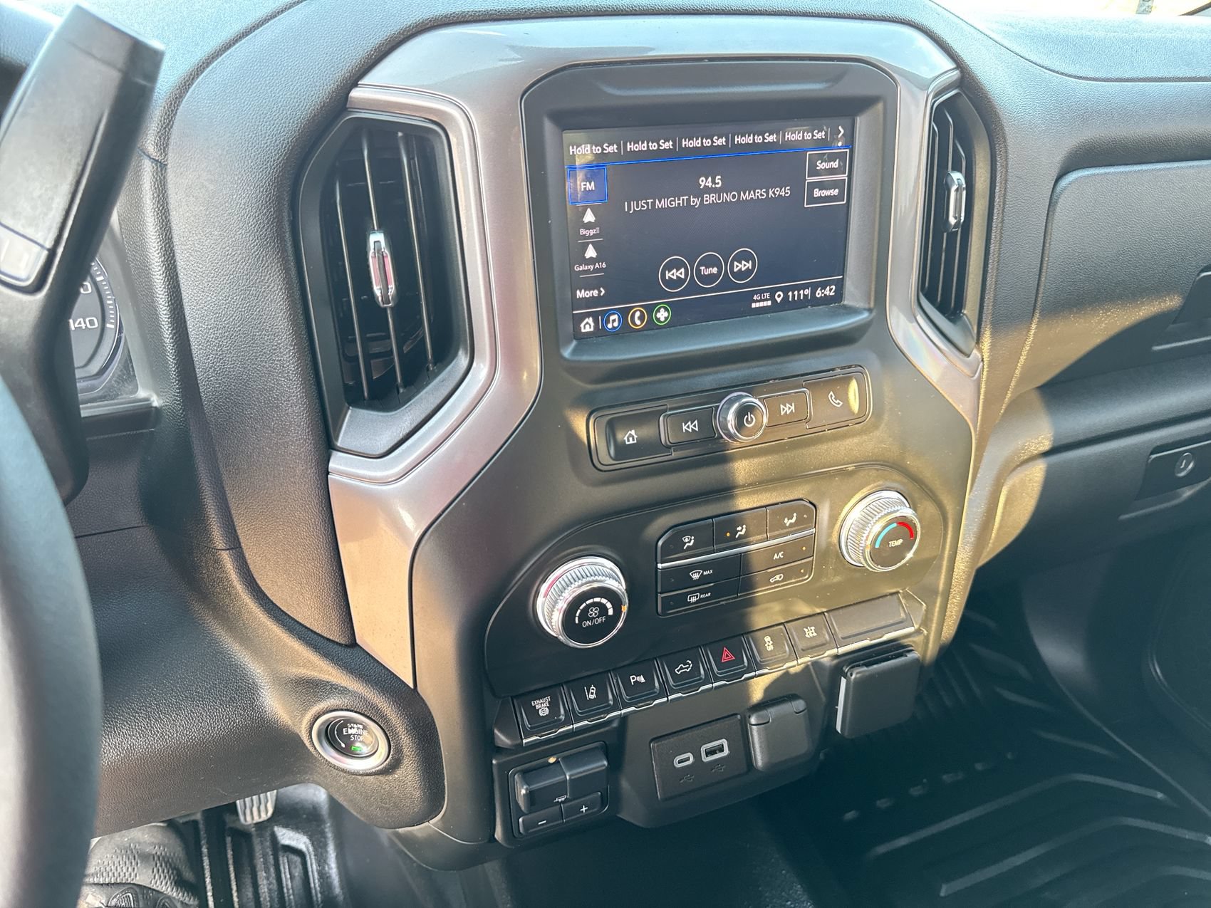 Used 2024 GMC Sierra 3500 Pro AWD/4WD image 16
