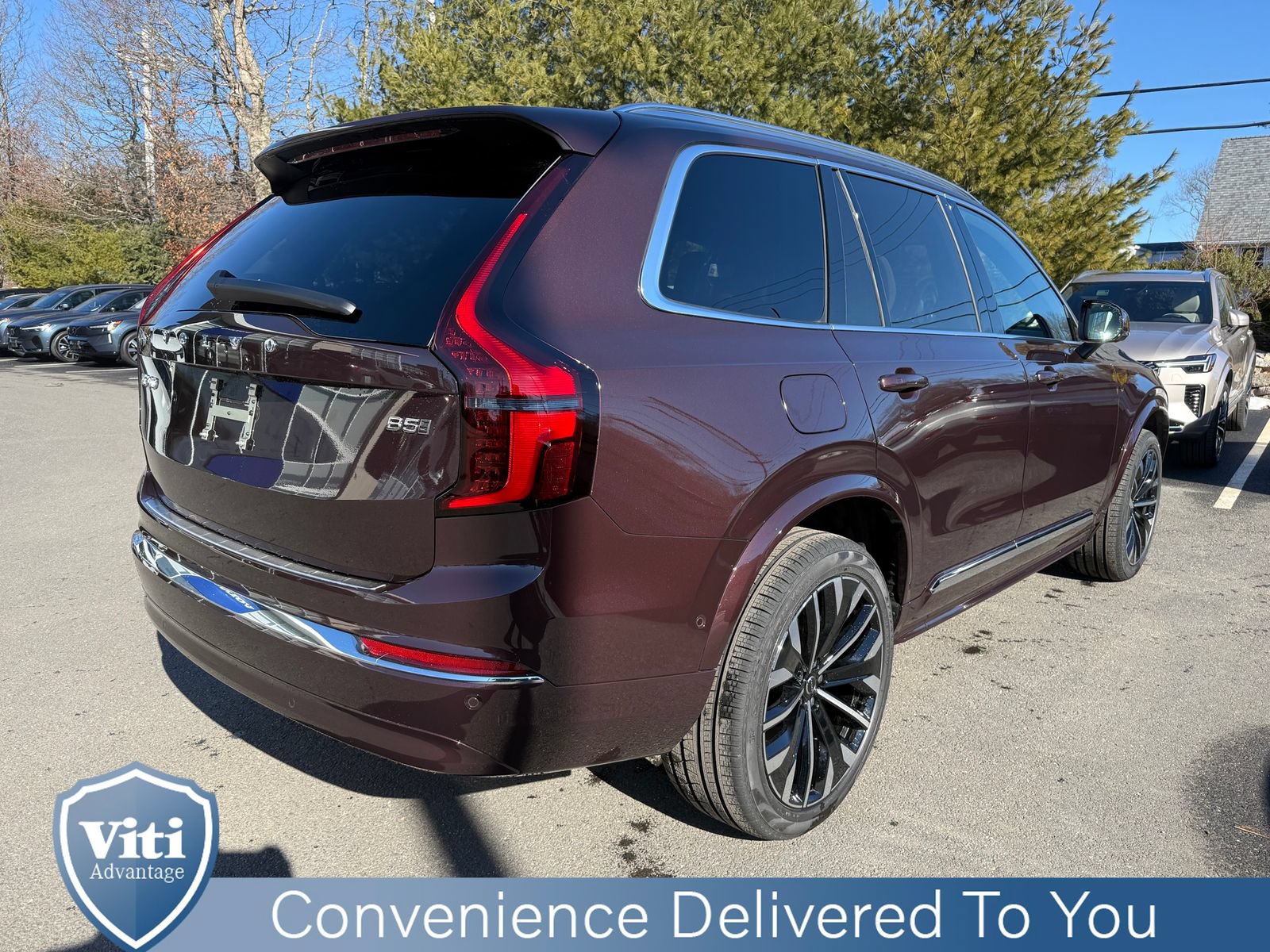 New 2026 Volvo XC90 B5 Plus w/ Protection Package Premier AWD/4WD image 8