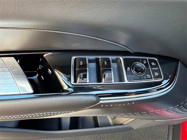 New 2025 Cadillac Lyriq Luxury image 28