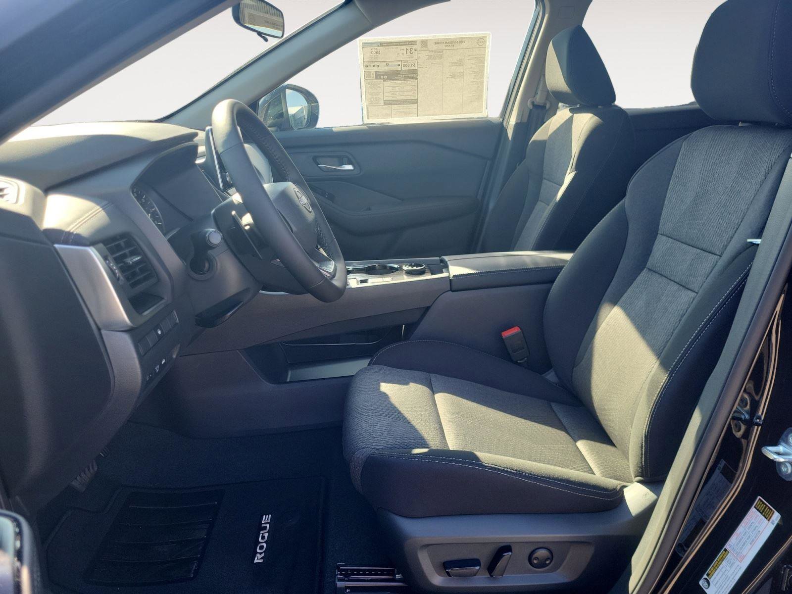 New 2026 Nissan Rogue SV AWD/4WD image 10