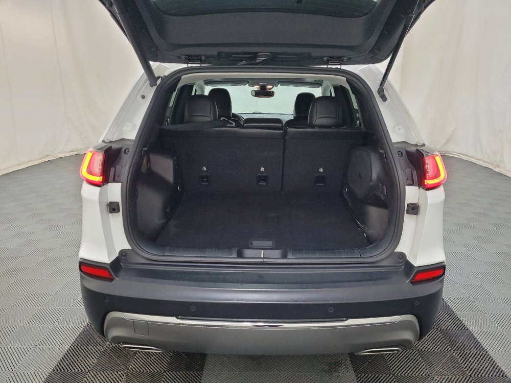 Used 2021 Jeep Cherokee Limited AWD/4WD image 29