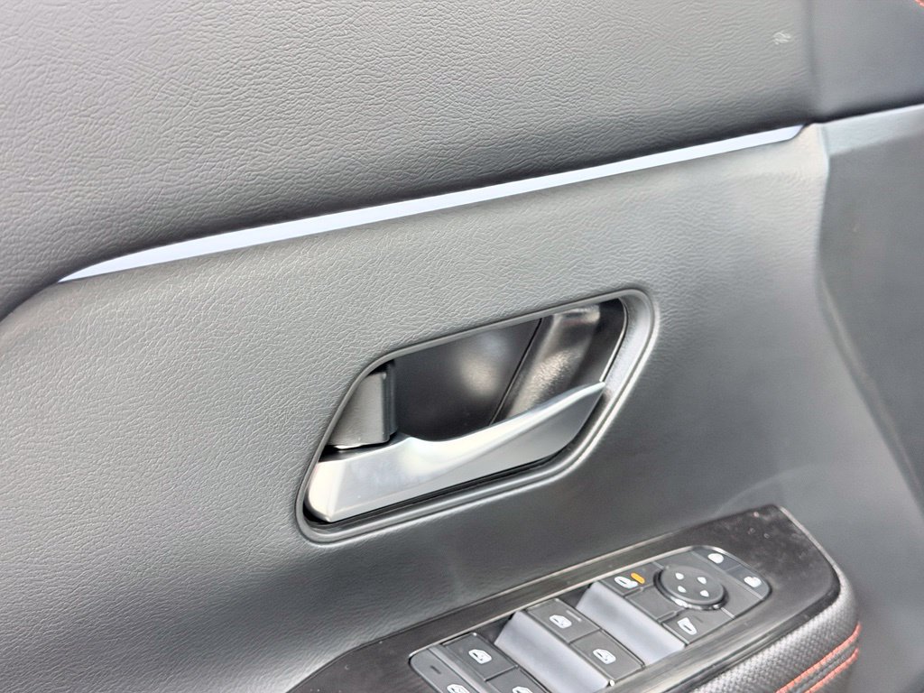 New 2027 Nissan Kicks SV w/ Rock Creek Edition AWD/4WD image 9