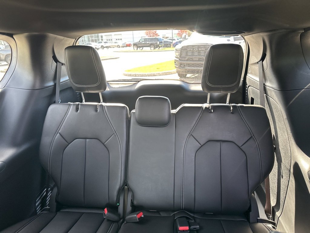 New 2026 Chrysler Pacifica Select image 19