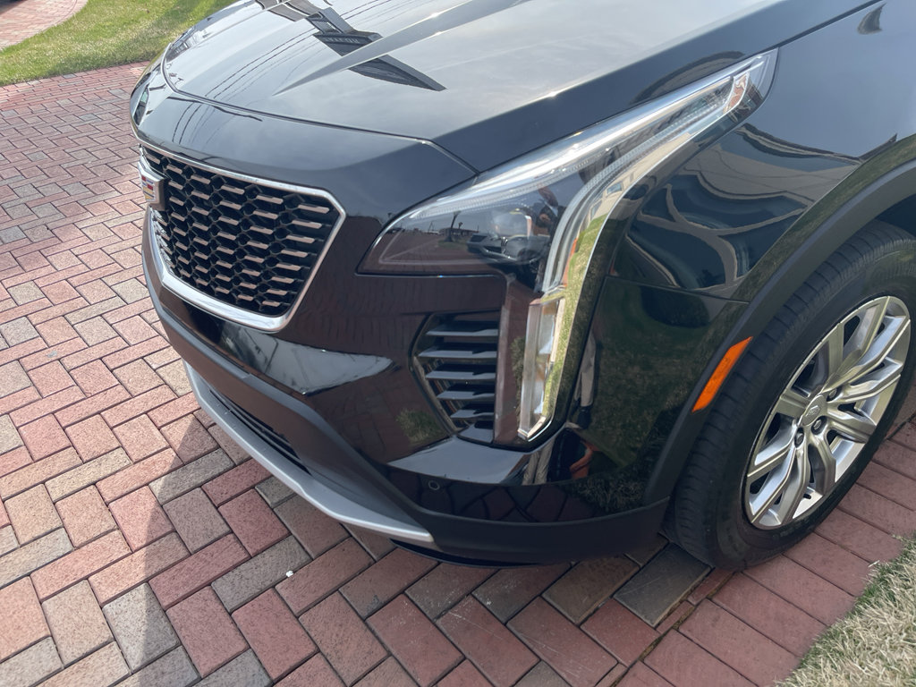 Used 2023 Cadillac XT4 Premium Luxury w/ Cold Weather Package image 2