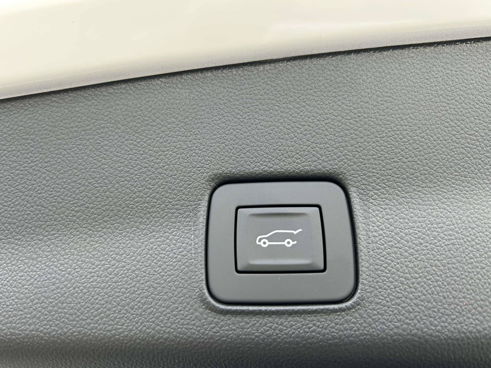 New 2026 Chevrolet TrailBlazer LT w/ Convenience Package FWD image 13